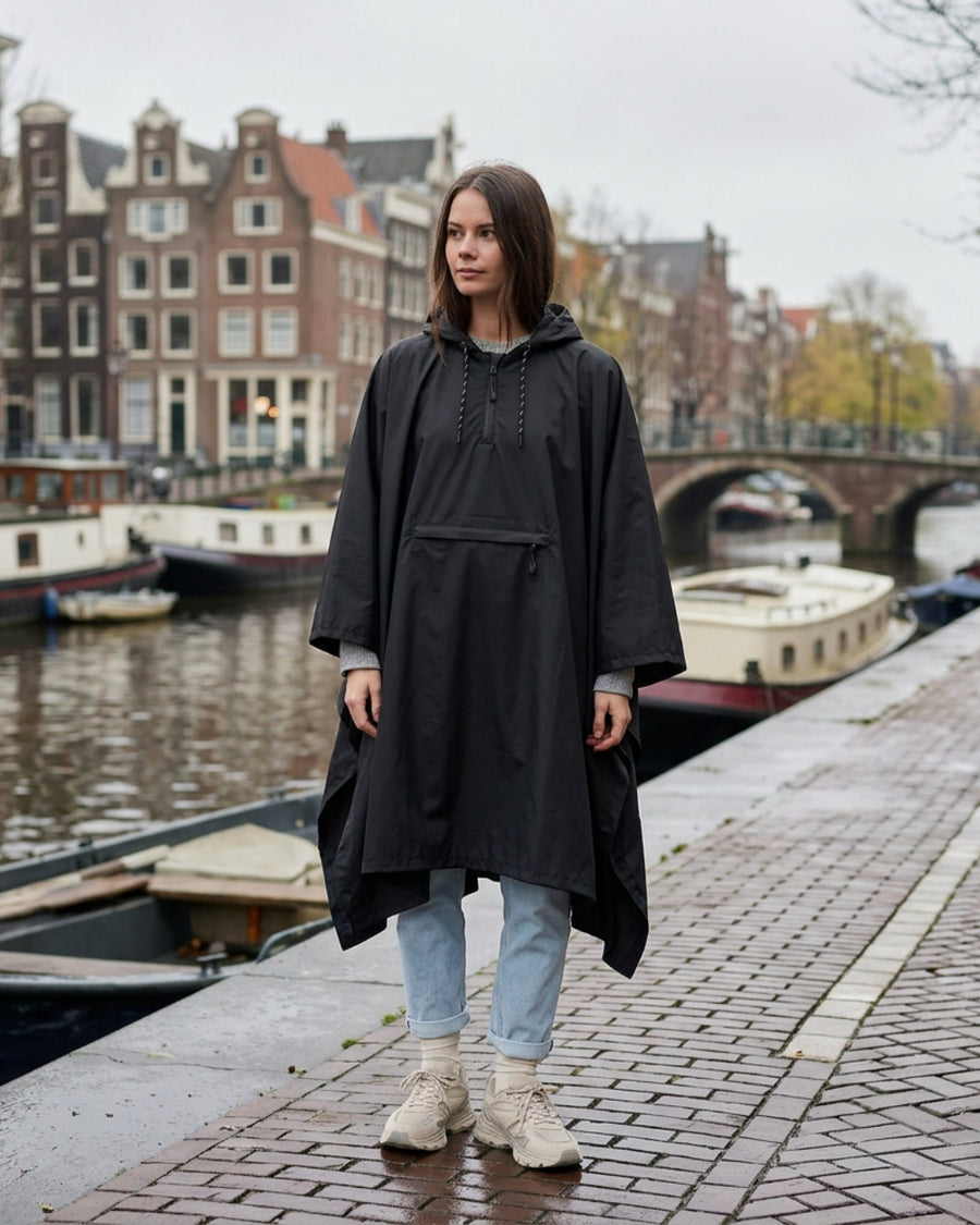 Pluvion opvouwbare regenponcho dames zwart – stijlvol en compact